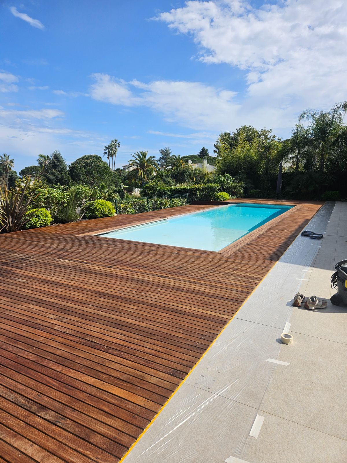 Tour de piscine ipé après saturateur — Villeneuve-Loubet